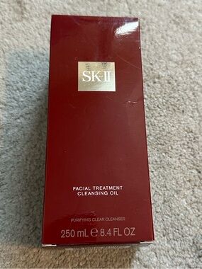 Sk-II Facial Treatment Cleansing Oil Makeup Remover 8.4 fl.oz.